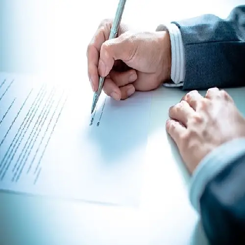 راهنمای جامع قوانین کار برای مدیران